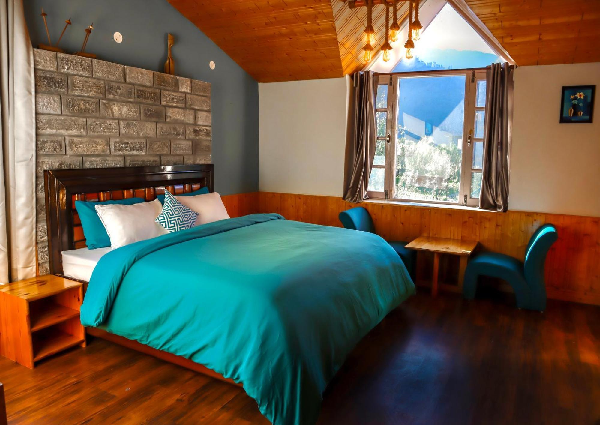 Fluestern Hostel And Cafe Nagar  Екстер'єр фото