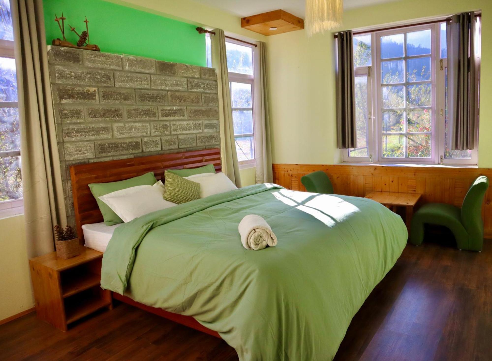 Fluestern Hostel And Cafe Nagar  Екстер'єр фото